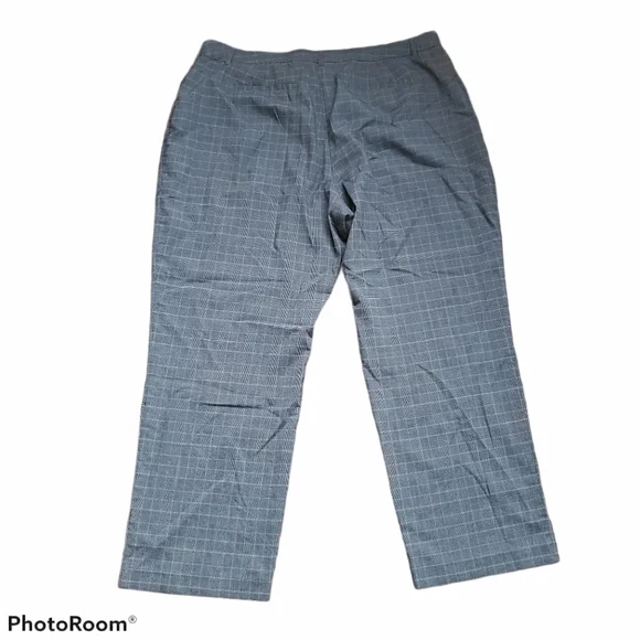 212 Collection Pants & Jumpsuits | Plus 212 Collection Curvy Fit Plaid Dress Pants Trousers Slacks Size 24w | Color: Black/Gray | Size: 24w | 212 Collection Pants & Jumpsuits | Plus 212 Collection Curvy Fit Plaid Dress Pants Trousers Slacks Size 24w | Color: Black/Gray | Size: 24w |